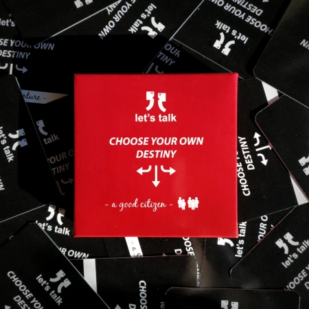 Gra Let's talk - Choose Your Own Destiny - A Good Citizen (Życie społeczne)